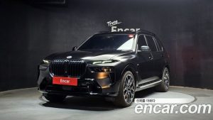 BMW X7 xDrive 40i M Sport 6 2024 года из Южной Кореи