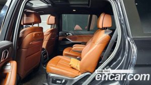 BMW X7 xDrive 40i M Sport 6 2024 года из Южной Кореи