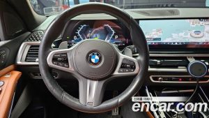 BMW X7 xDrive 40i M Sport 6 2024 года из Южной Кореи