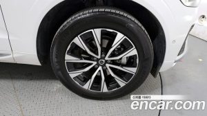 Volvo XC60 B5 Ultra Bright 2025 года из Южной Кореи