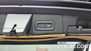 Volvo XC60 B5 Ultra Bright 2025 года из Южной Кореи