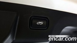 Kia Seltos Бензин 1.6 Turbo 2WD 2024 года из Южной Кореи