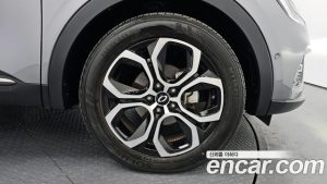 Renault-KoreaSamsung XM3 1.3 TCe RE Signature 2023 года из Южной Кореи