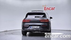 Genesis GV70 2.5T Бензин 2WD 2025 года из Южной Кореи