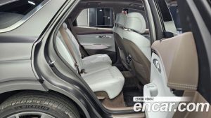 Genesis GV70 2.5T Бензин 2WD 2025 года из Южной Кореи