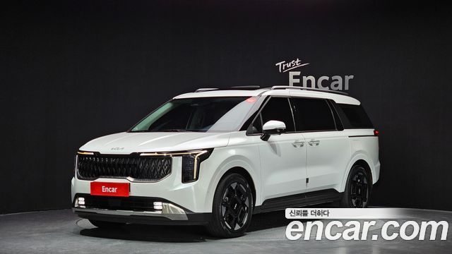 Kia Canival HEV 9-Seater Noblesse 2024 года из Кореи