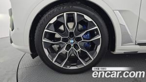 BMW X7 xDrive 40i M Sport 7-Seater 2024 года из Южной Кореи