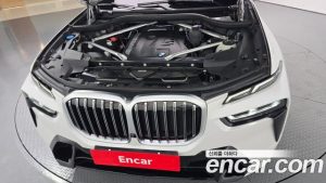 BMW X7 xDrive 40i M Sport 7-Seater 2024 года из Южной Кореи