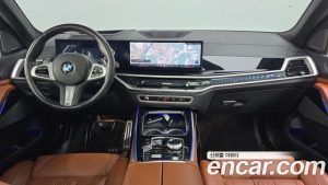 BMW X7 xDrive 40i M Sport 7-Seater 2024 года из Южной Кореи
