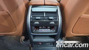 BMW X7 xDrive 40i M Sport 7-Seater 2024 года из Южной Кореи