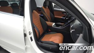 Mercedes-Benz C-Class C200 AMG Line 2025 года из Южной Кореи