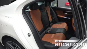 Mercedes-Benz C-Class C200 AMG Line 2025 года из Южной Кореи