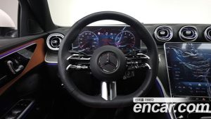 Mercedes-Benz C-Class C200 AMG Line 2025 года из Южной Кореи
