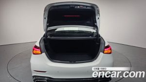 Mercedes-Benz C-Class C200 AMG Line 2025 года из Южной Кореи