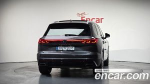 Volkswagen Touareg 3.0 TDI R-Line 2024 года из Южной Кореи