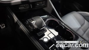 Volkswagen Touareg 3.0 TDI R-Line 2024 года из Южной Кореи
