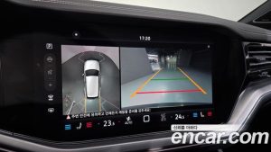 Volkswagen Touareg 3.0 TDI R-Line 2024 года из Южной Кореи