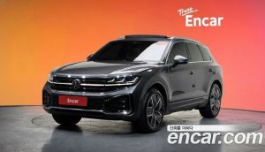 Volkswagen Touareg 3.0 TDI R-Line 2024 года из Южной Кореи
