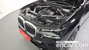 BMW X7 xDrive 40i M Sport 6 2025 года из Южной Кореи