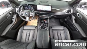 BMW X7 xDrive 40i M Sport 6 2025 года из Южной Кореи