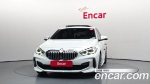 BMW 1-Series 120i M Sport 2023 года из Южной Кореи