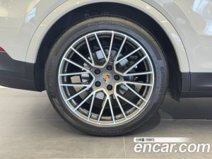 Porsche Cayenne 3.0 Coupe 2022 года из Южной Кореи