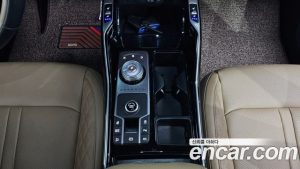 Kia Sorento Бензин 2.5T 2WD 2024 года из Южной Кореи