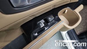 Kia Sorento Бензин 2.5T 2WD 2024 года из Южной Кореи