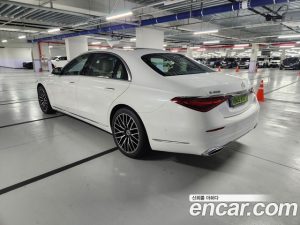 Mercedes-Benz S-Class S450L 4MATIC 2025 года из Южной Кореи