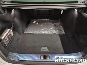 Mercedes-Benz S-Class S450L 4MATIC 2025 года из Южной Кореи
