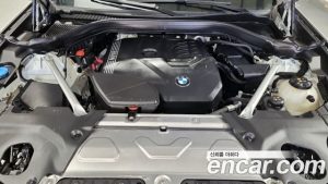 BMW X4 xDrive20i xLine 2023 года из Южной Кореи