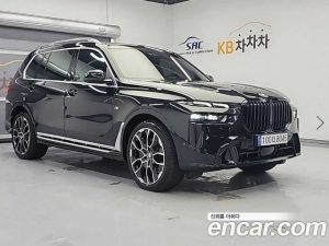 BMW X7 xDrive 40i M Sport 6 2024 года из Южной Кореи