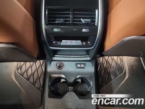 BMW X7 xDrive 40i M Sport 6 2024 года из Южной Кореи