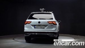 Volkswagen Tiguan 2.0 TDI 4 Prestige 2023 года из Южной Кореи