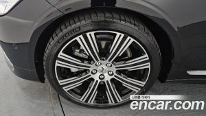 Volvo S90 B6 AWD ULTIMATE Bright 2023 года из Южной Кореи