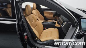 Volvo S90 B6 AWD ULTIMATE Bright 2023 года из Южной Кореи