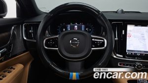 Volvo S90 B6 AWD ULTIMATE Bright 2023 года из Южной Кореи