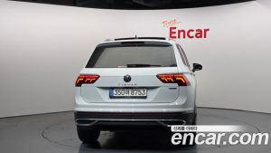 Volkswagen Tiguan 2.0 TDI 4 Prestige 2023 года из Южной Кореи