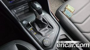 Volkswagen Tiguan 2.0 TDI 4 Prestige 2023 года из Южной Кореи