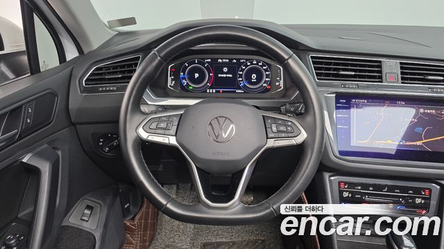 41255552_018.jpg Volkswagen Tiguan 2.0 TDI 4 Prestige 2023 года из Южной Кореи