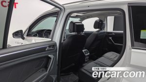Volkswagen Tiguan 2.0 TDI 4 Prestige 2023 года из Южной Кореи