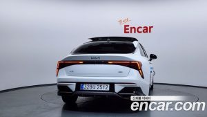 Kia K5 Signature 2025 года из Южной Кореи