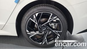 Kia K5 Signature 2025 года из Южной Кореи