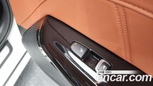 Kia K5 Signature 2025 года из Южной Кореи