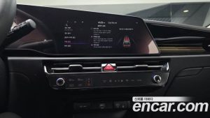 Kia Niro Signature 2024 года из Южной Кореи