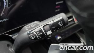 Kia Niro Signature 2024 года из Южной Кореи