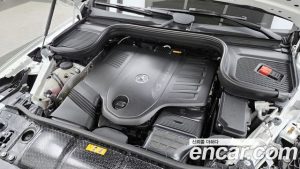 Mercedes-Benz GLE-Class GLE450 4MATIC 2025 года из Южной Кореи