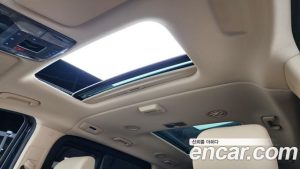 Hyundai Staria HEV 1.6 Tourer 9-Seater 2025 года из Южной Кореи
