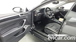Volkswagen Arteon 2.0 TDI Prestige 2022 года из Южной Кореи