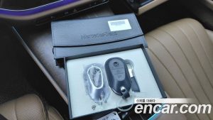 Mercedes-Benz E-Class E300 4MATIC Exclusive 2024 года из Южной Кореи